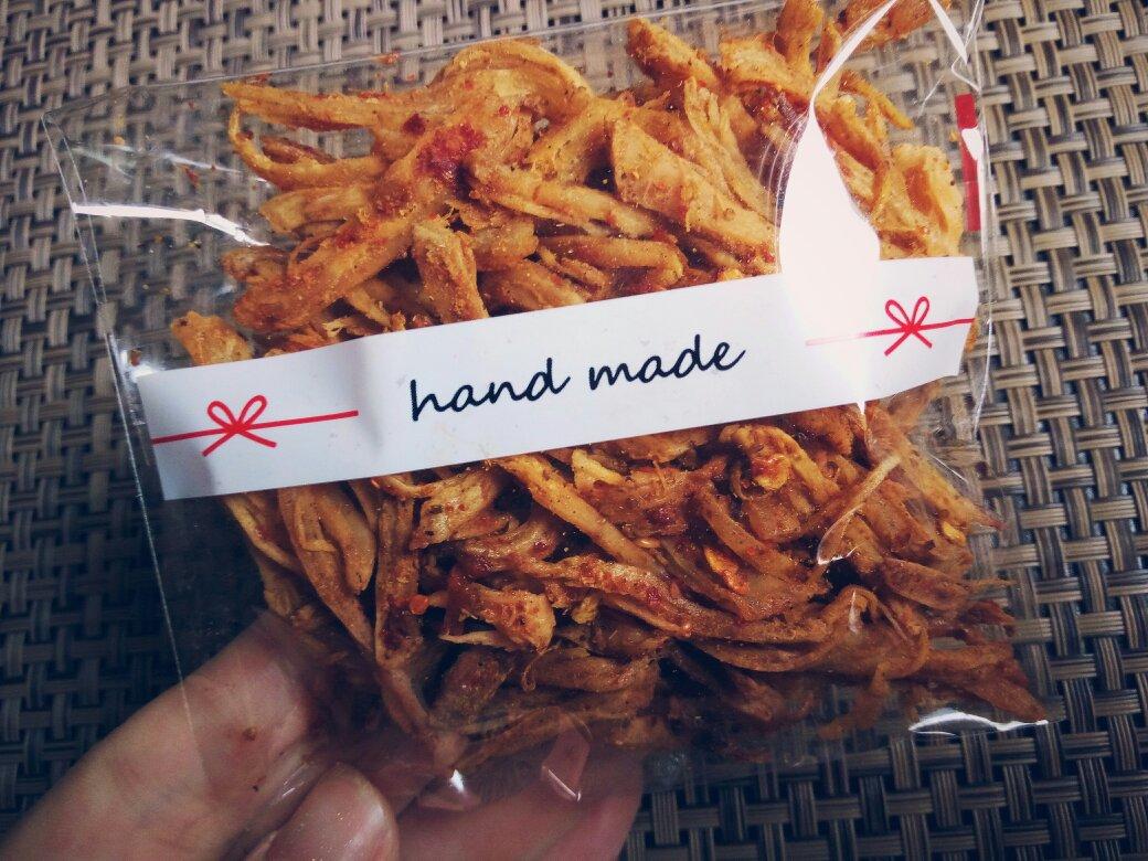 并不能减肥的低卡零食——川味鸡胸肉干