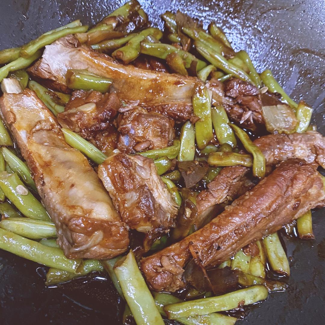 排骨土豆炖芸豆