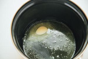 【精选Brunch】鸡蛋咸玛芬的做法 步骤1