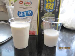 椰香脆皮炸鲜奶的做法 步骤2