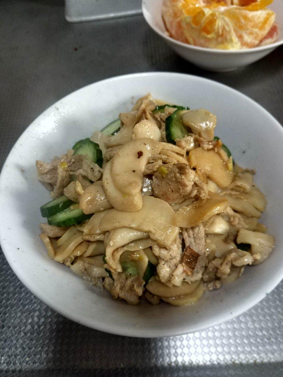 杏鲍菇炒肉