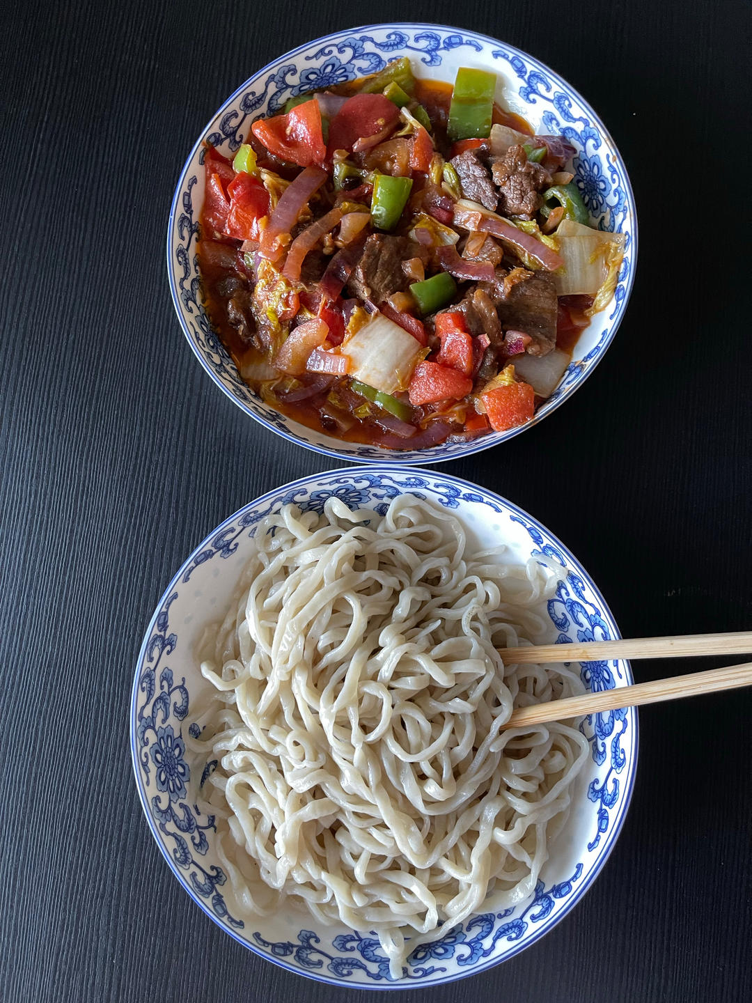 新疆过油肉拌面