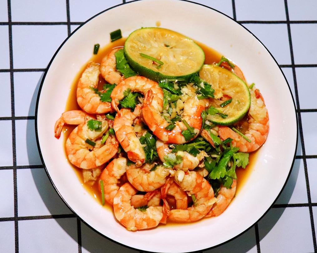 柠檬虾的做法
