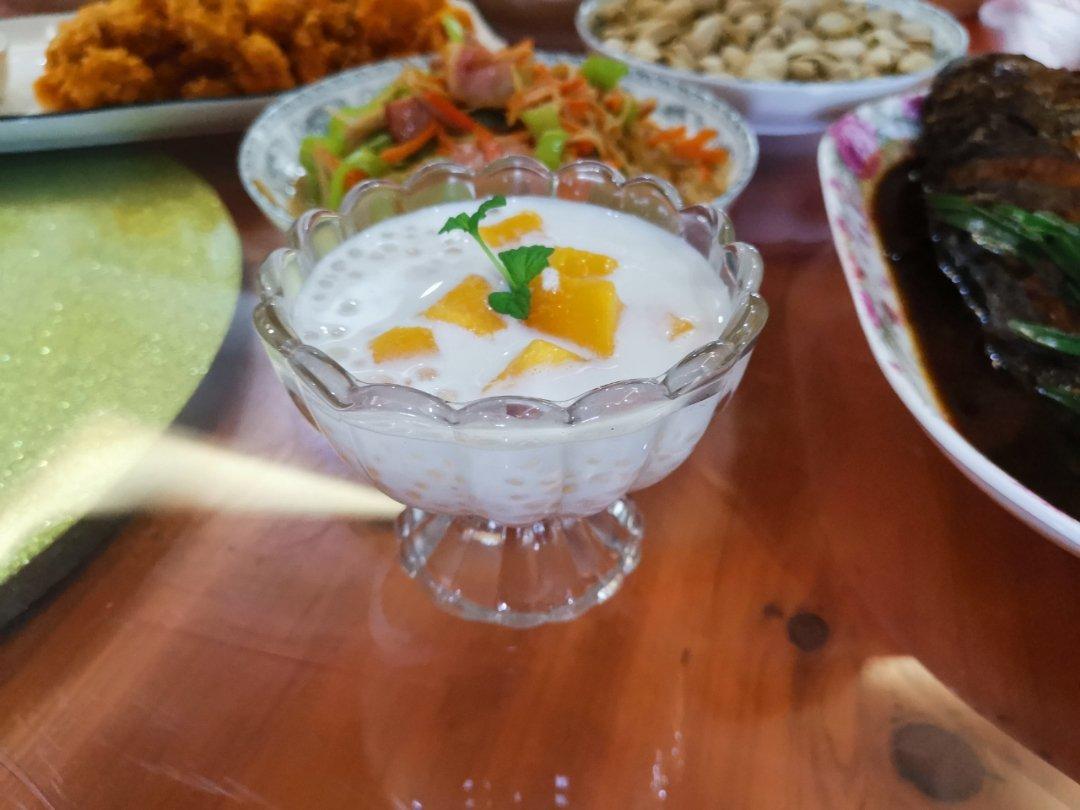 芒果椰汁西米露 | 夏日清凉解暑 无需烤箱