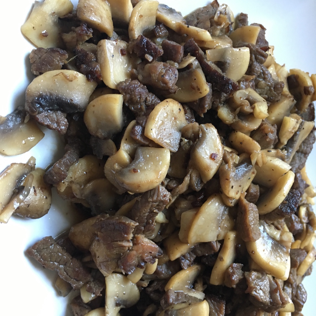 黑椒口蘑牛肉