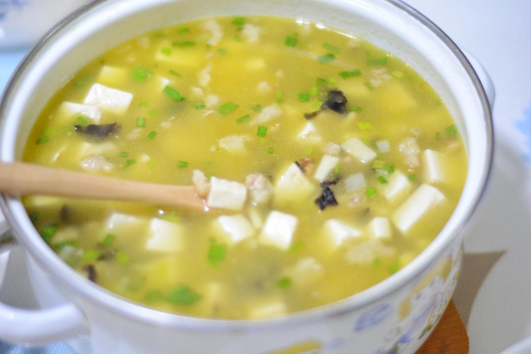 能让孩子一碗饭很快下肚的西施豆腐