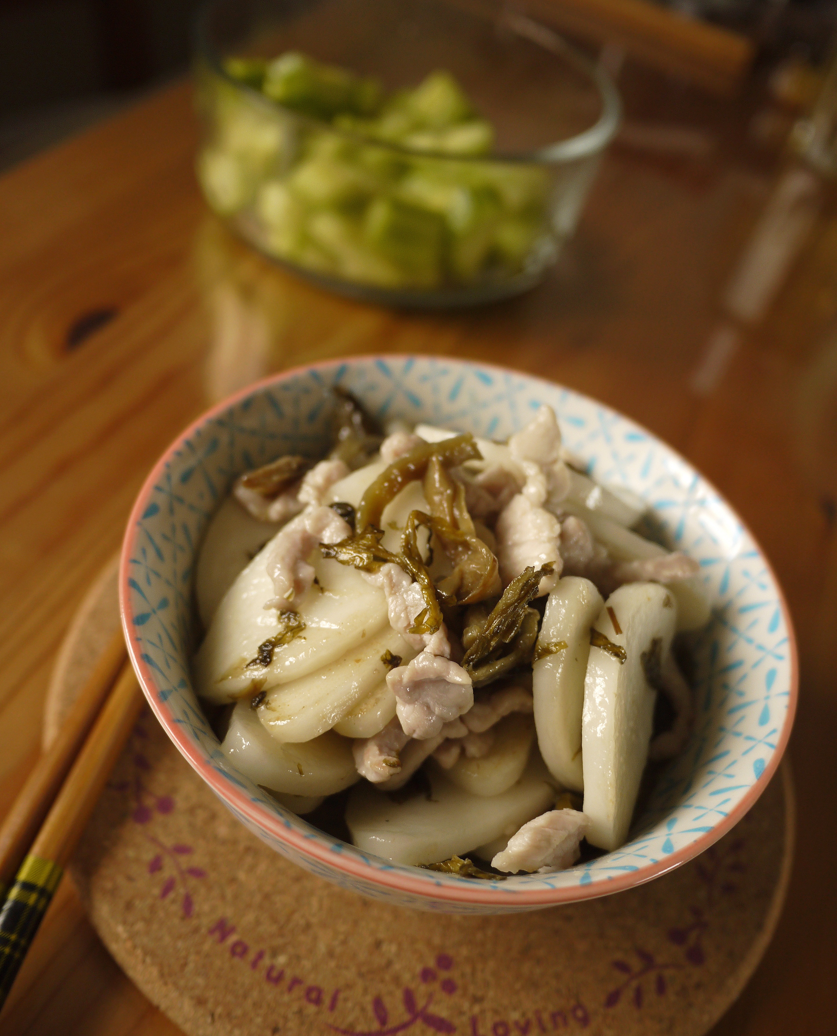 雪菜冬笋肉丝炒年糕