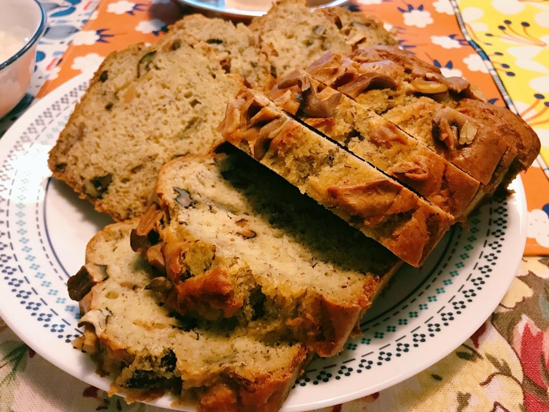 星巴克香蕉核桃蛋糕（Banana loaf）