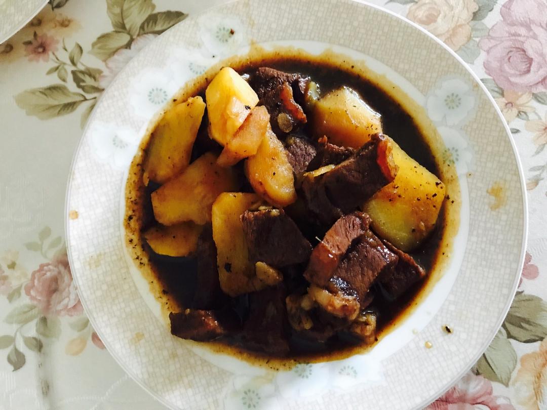 土豆烧牛肉