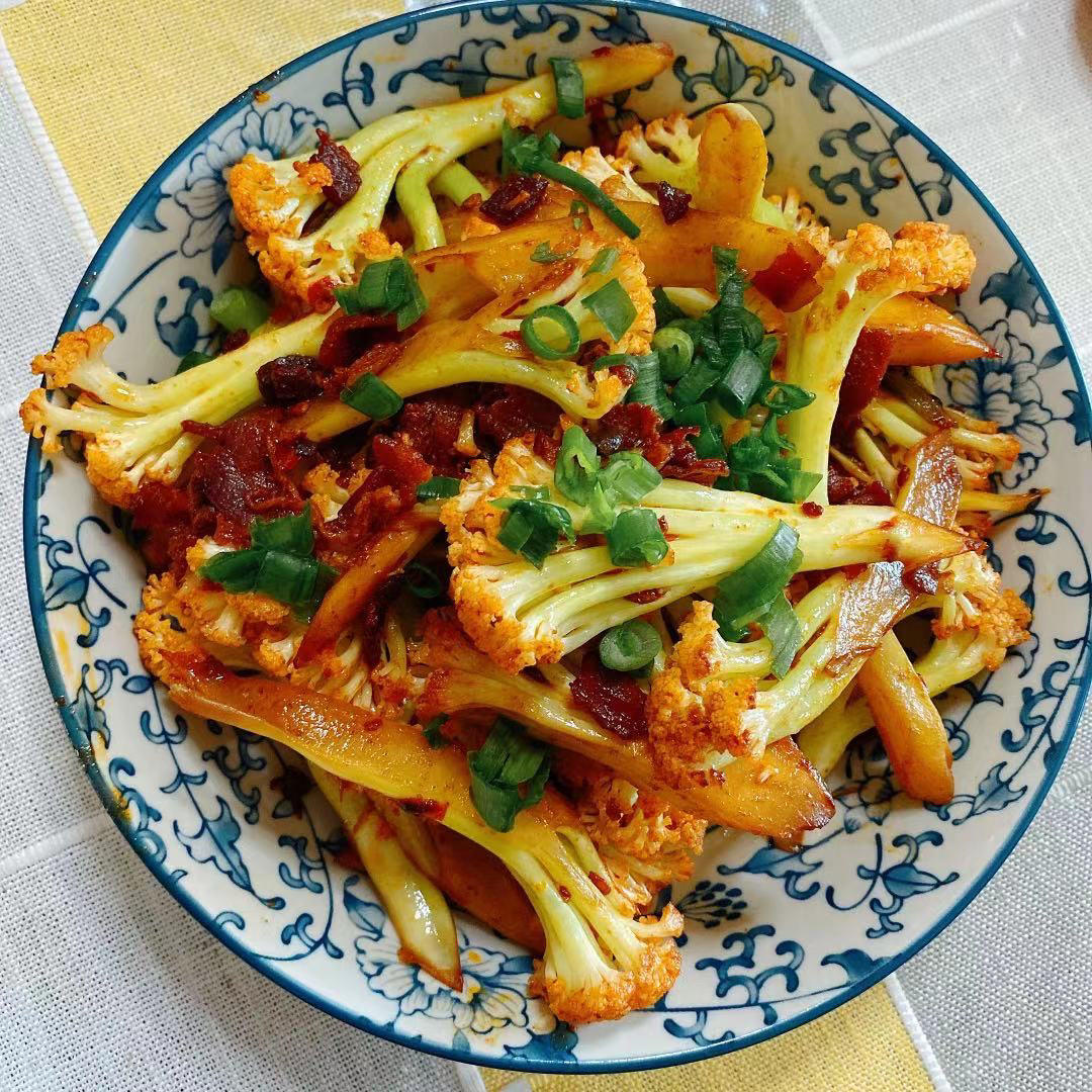 干煸菜花（花菜炒肉）