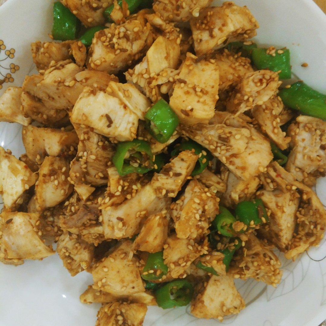 减肥吃什么：香辣鸡胸肉（堪比路边烧烤）