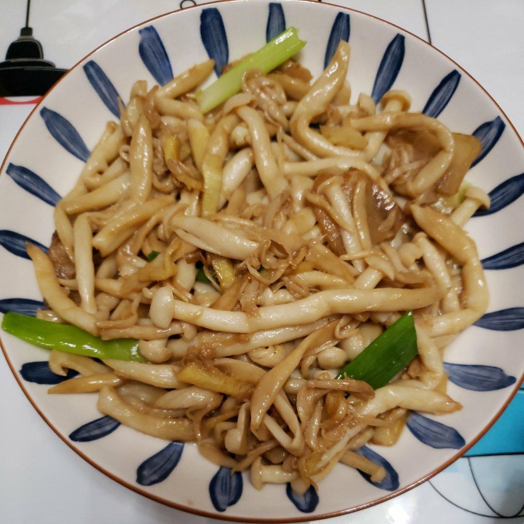 海鲜菇炒肉