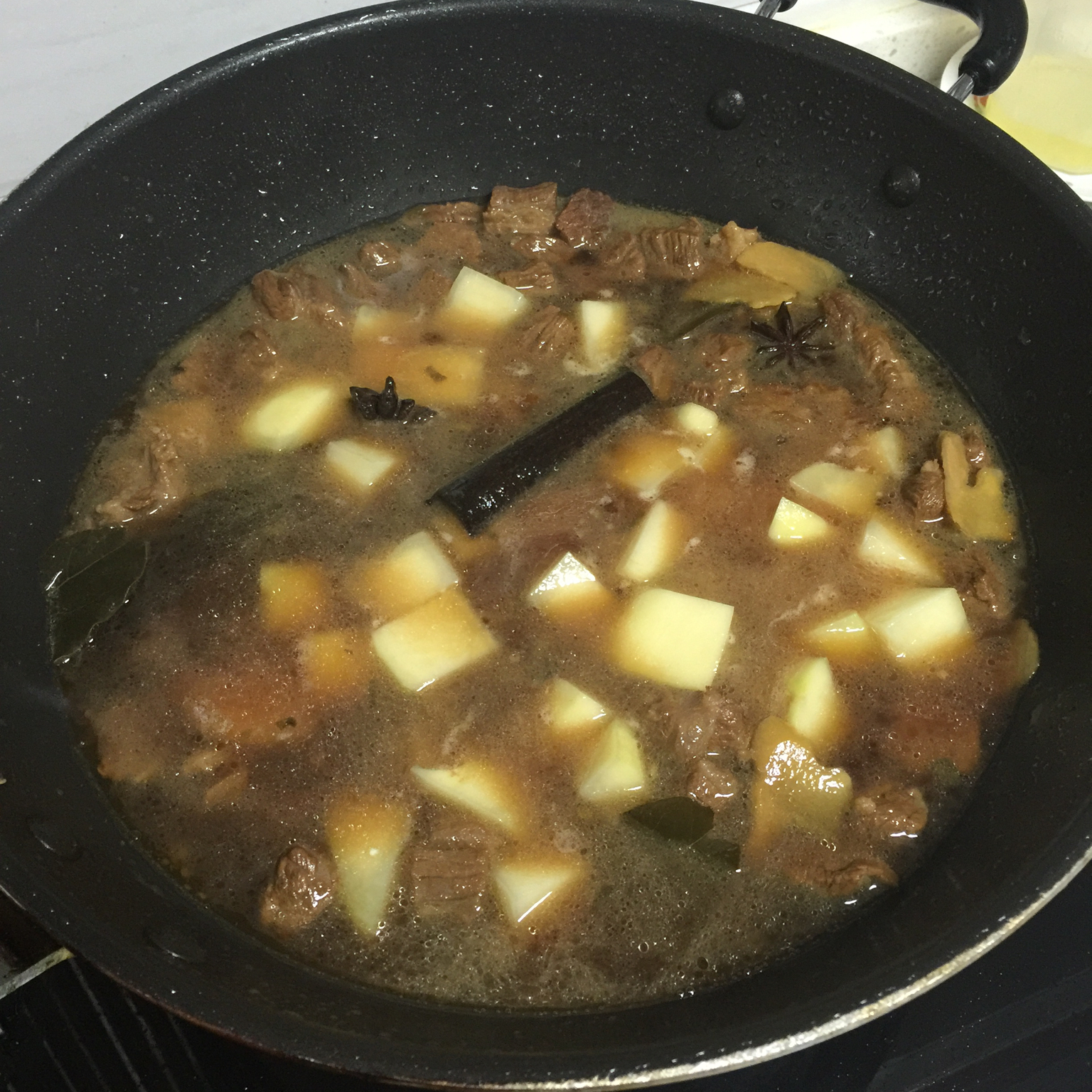 土豆炖牛肉