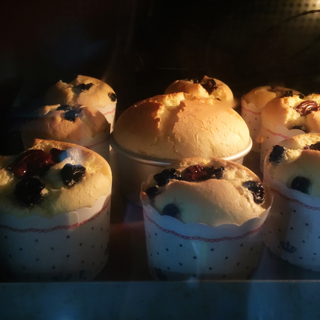 浅浅的，爱你很久…