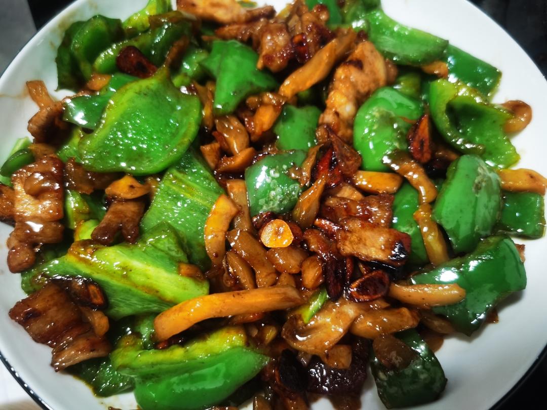 辣椒炒五花肉