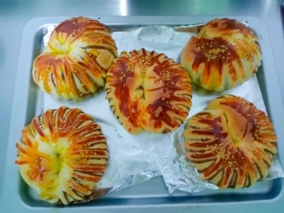 简单易学的红豆沙面包圈