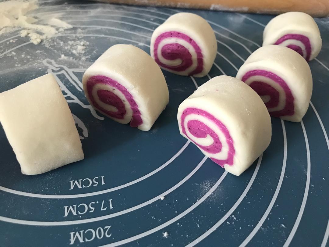火龙果馒头