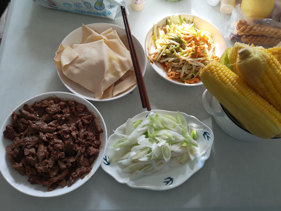 年夜饭&高颜值的【京酱肉丝千张蔬菜卷】
