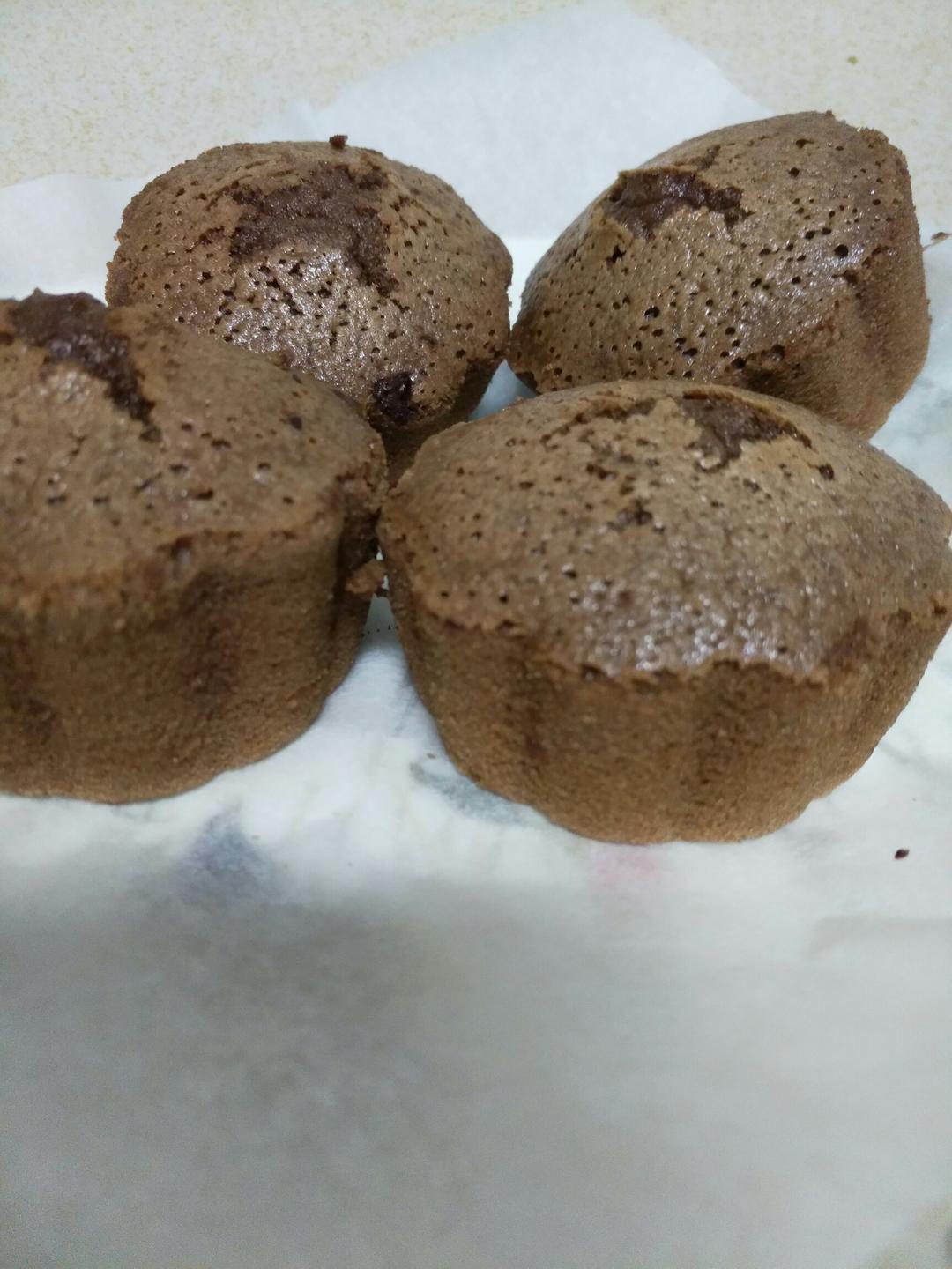 莫尼卡美食厨房：爆浆巧克力蛋糕