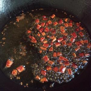 水炼辣椒油的做法 步骤3