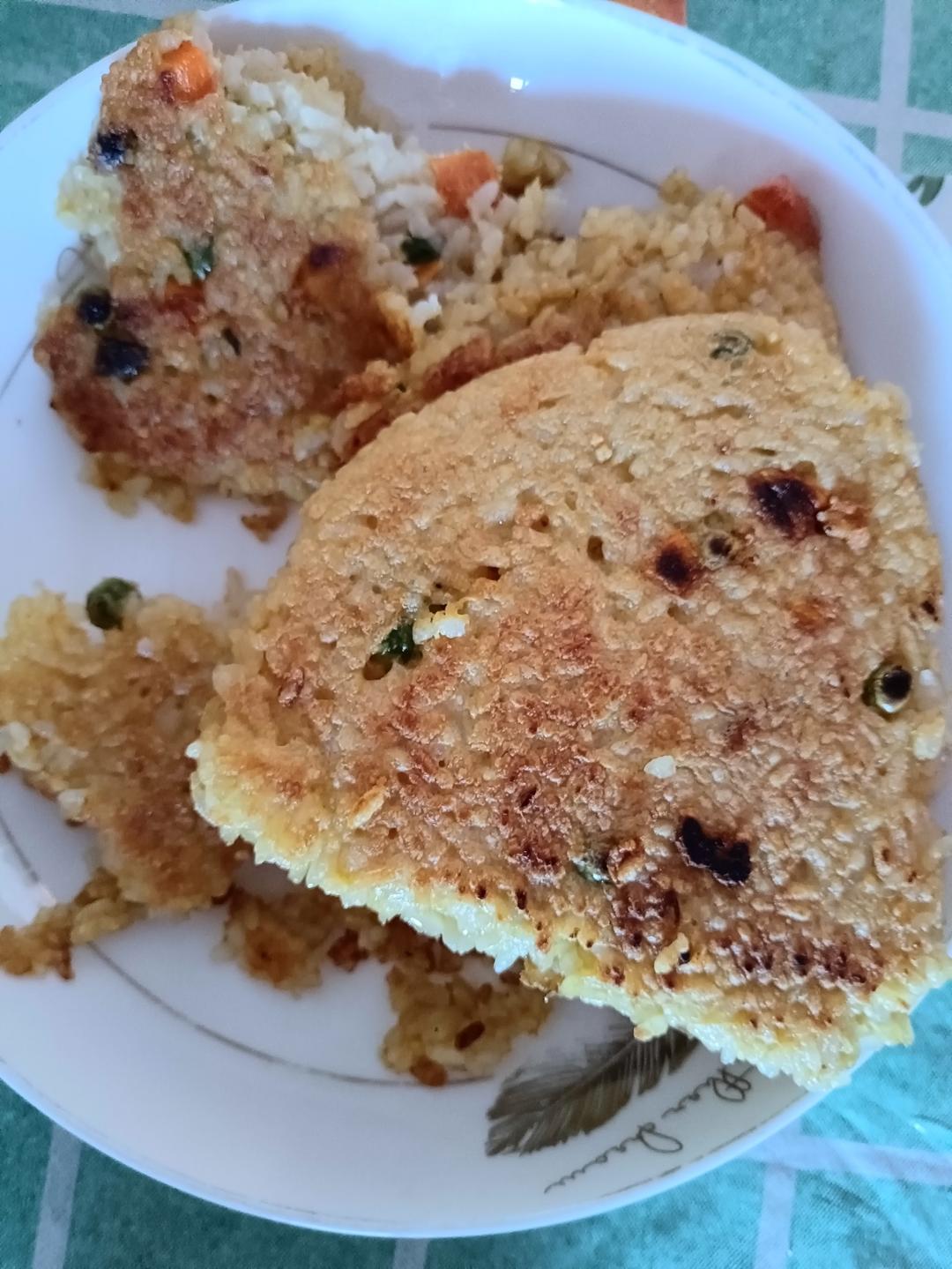 快手早餐…米饭鸡蛋饼