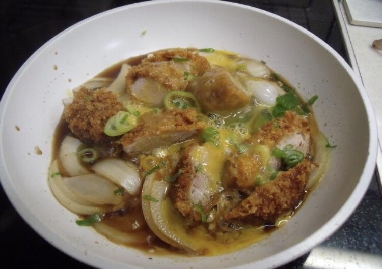 现成猪排做黄金比猪排饭 黄金比で簡単 カツ丼の作り方1人前 的做法步骤图 做做做做做做饭a 下厨房