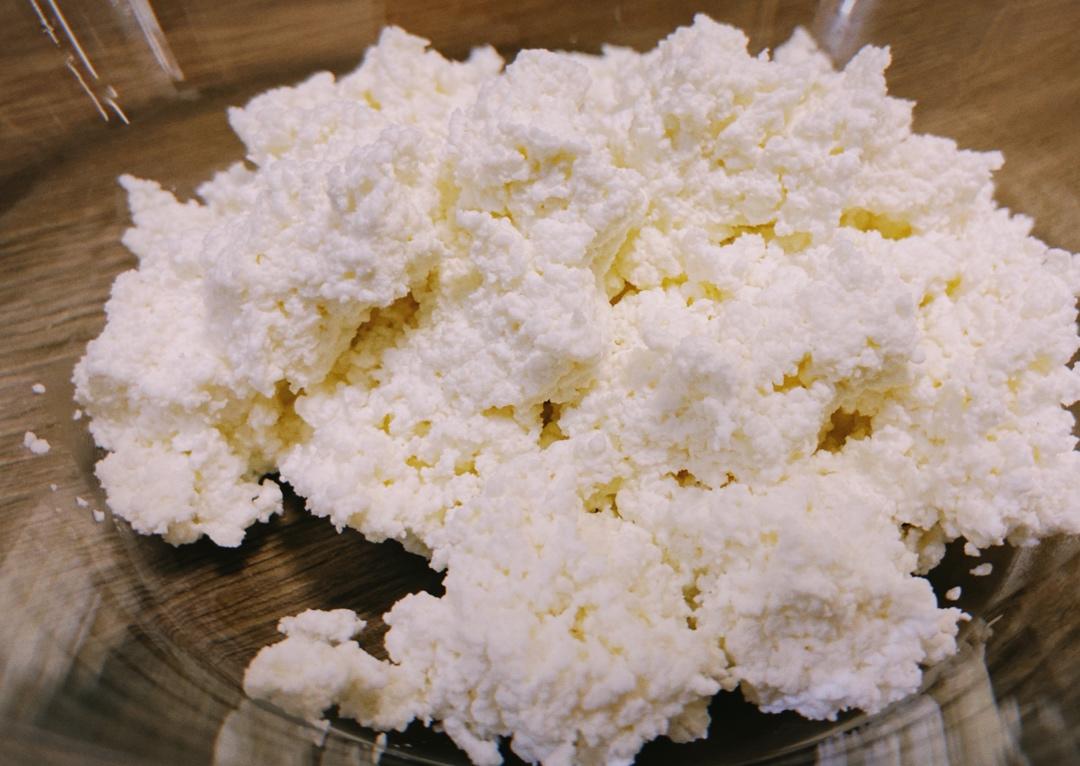 酸奶自制茅屋奶酪，乳清不酸不浪费！健身推荐，超简单