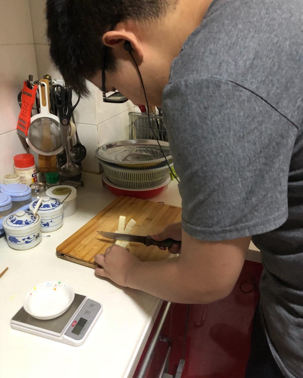 八寸披萨饼皮（四个）制作