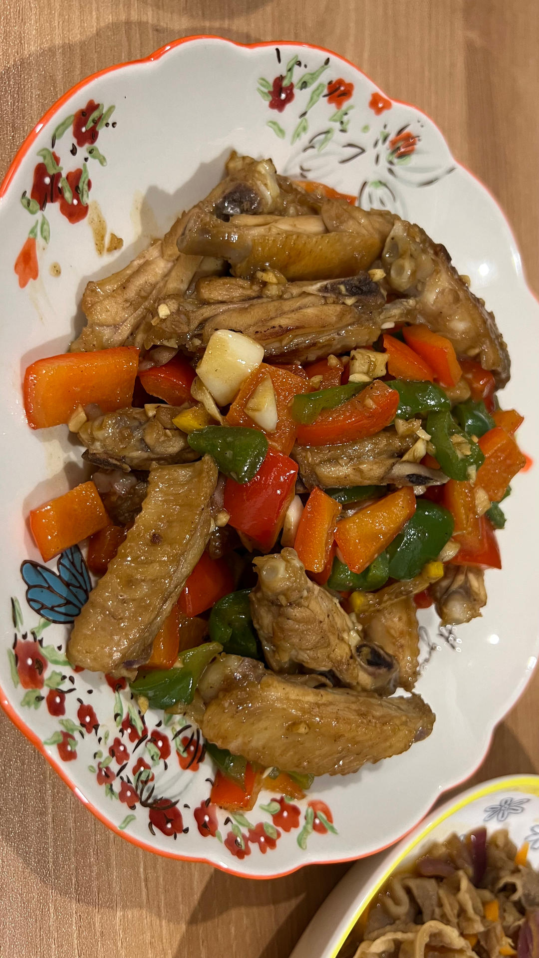 蒜香鸡翅，这才是鸡翅最好吃的做法