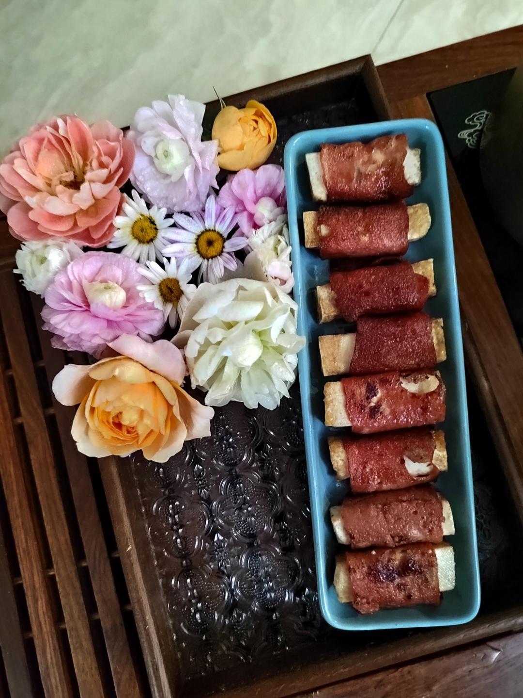 黑椒培根豆腐卷——很简单但很美味