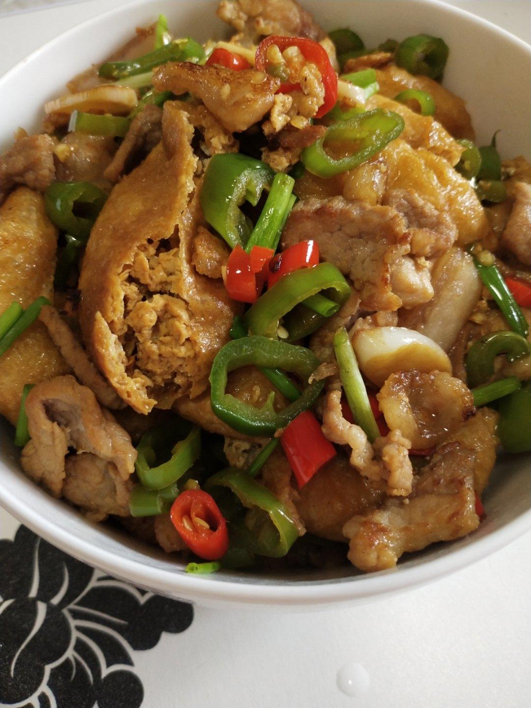 油豆腐炒肉