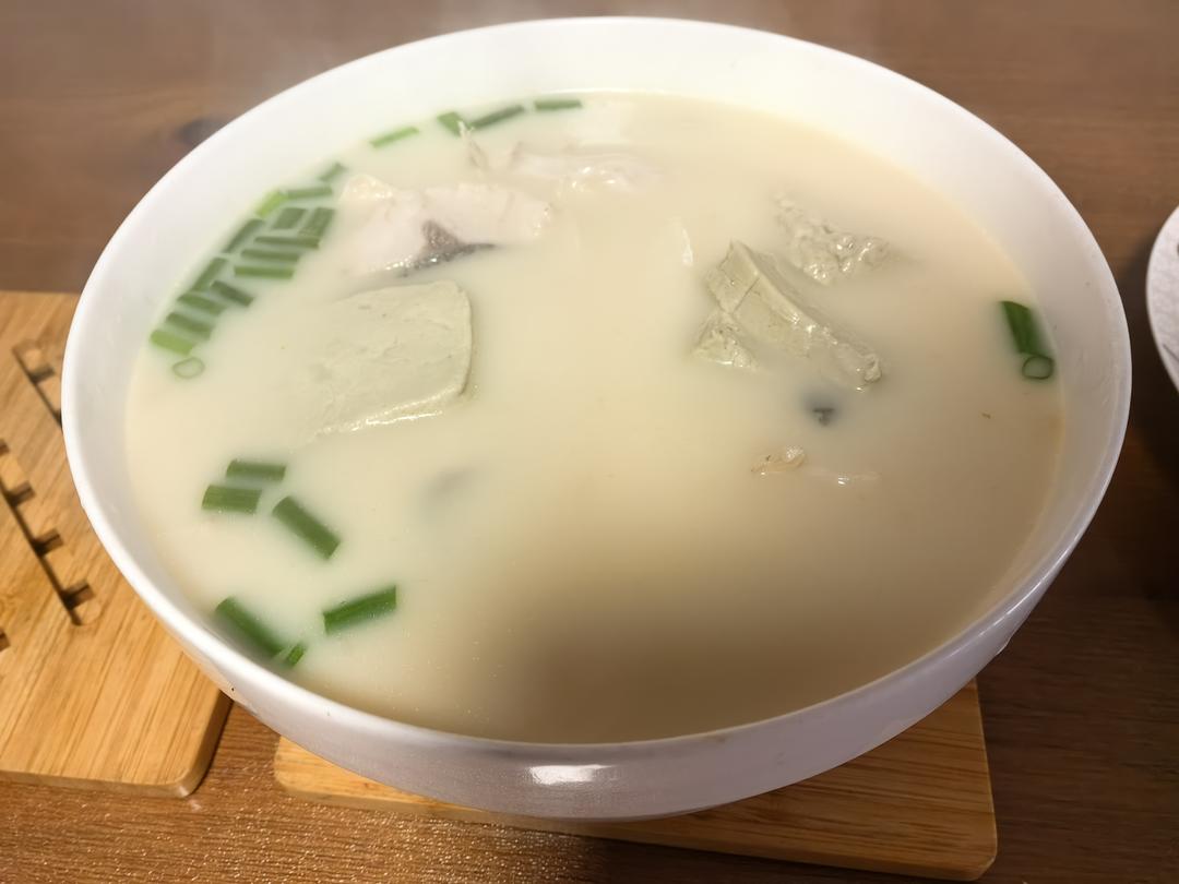 豆腐鱼头汤