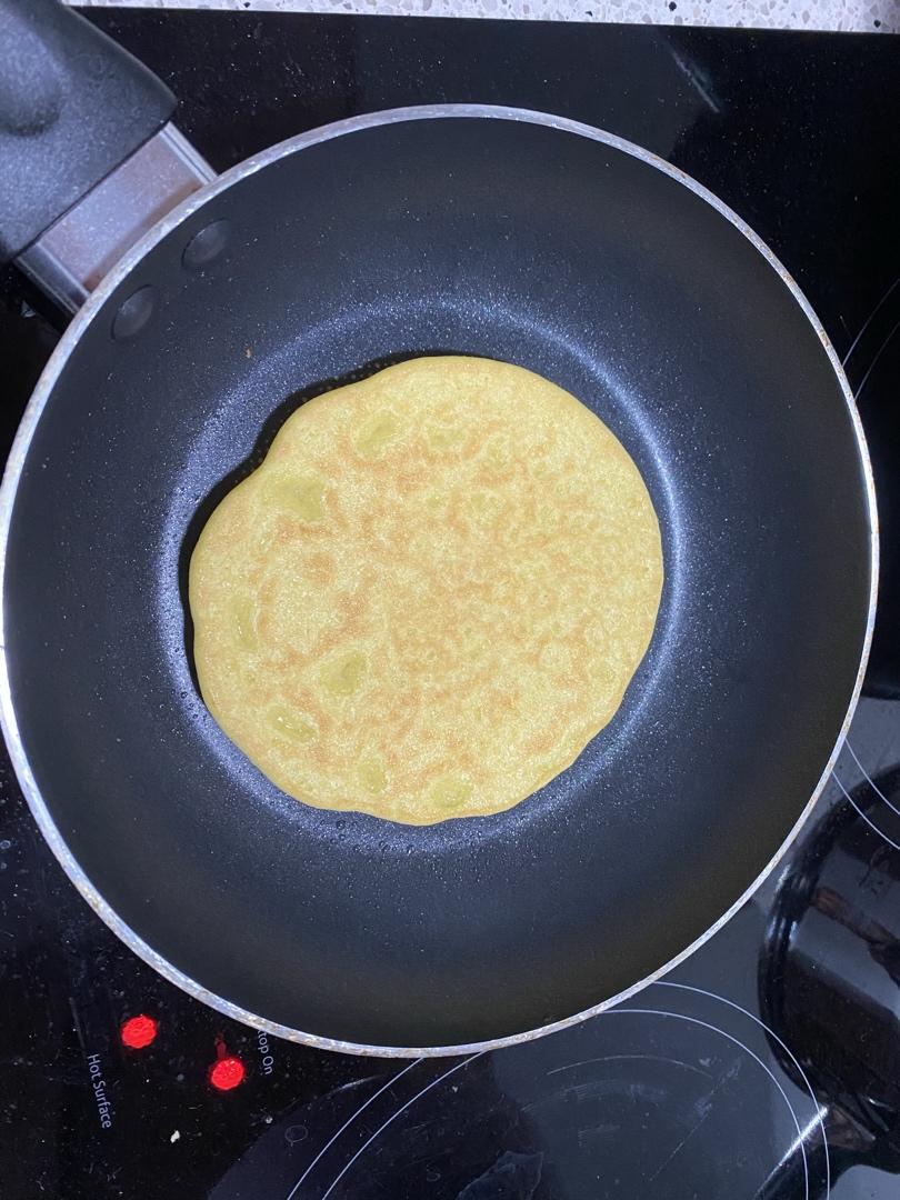 玉米面鸡蛋饼