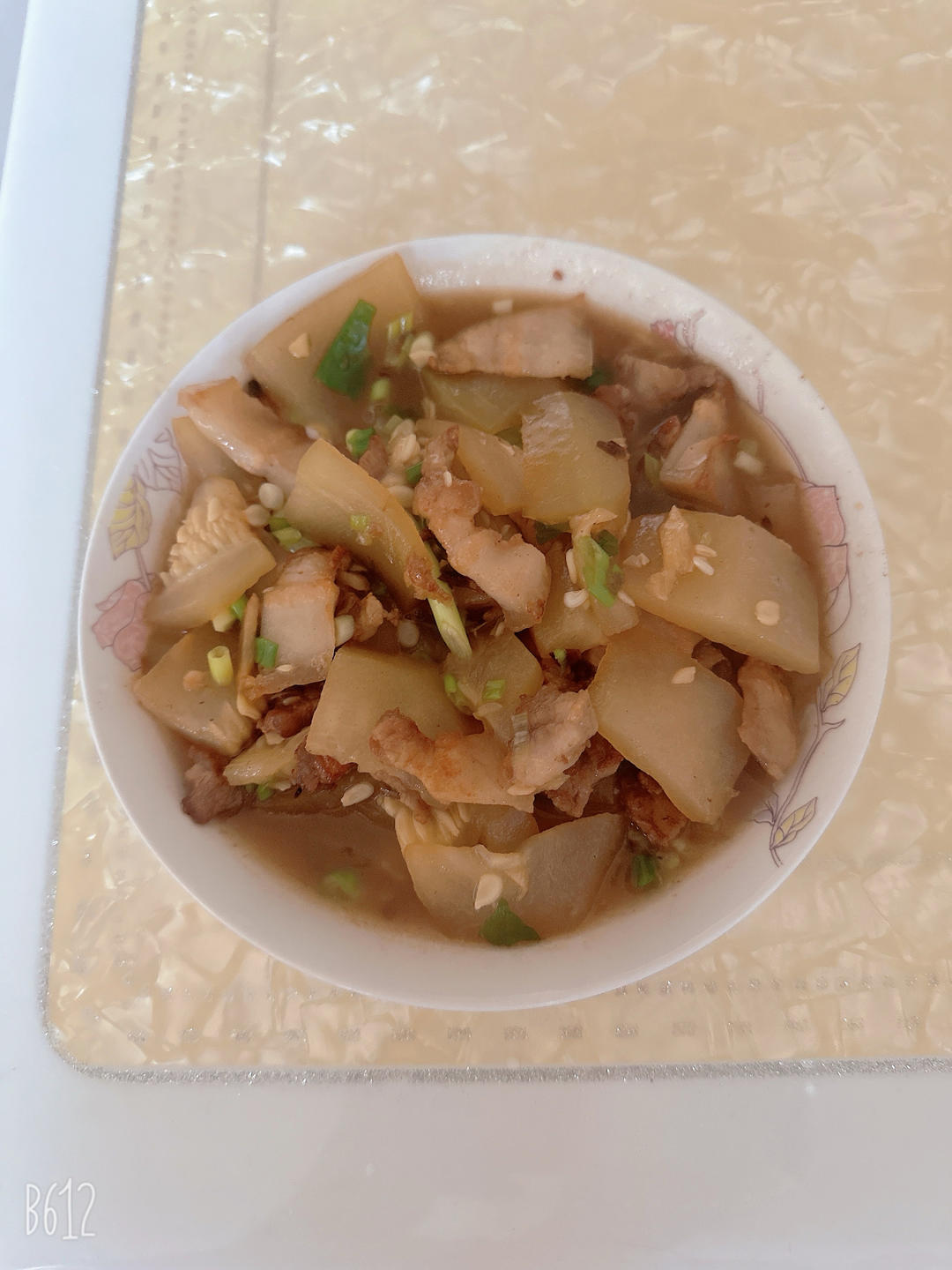 不一样的冬瓜炒五花肉（好吃到舔盘）