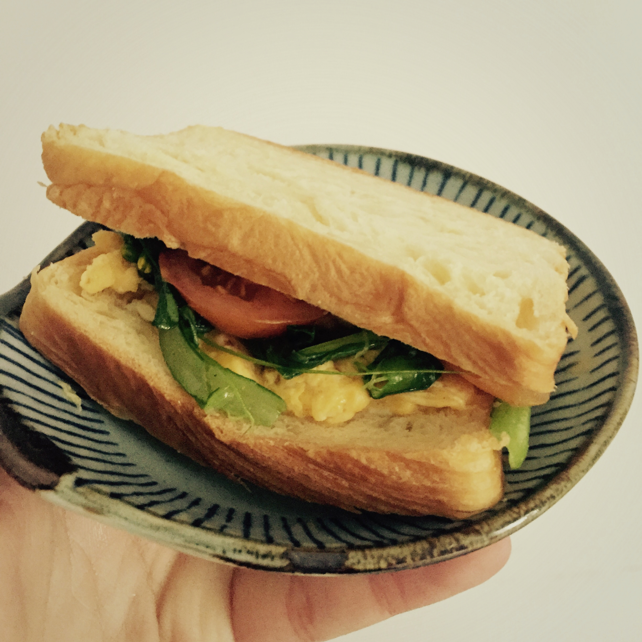 奶油菠菜鸡蛋三明治