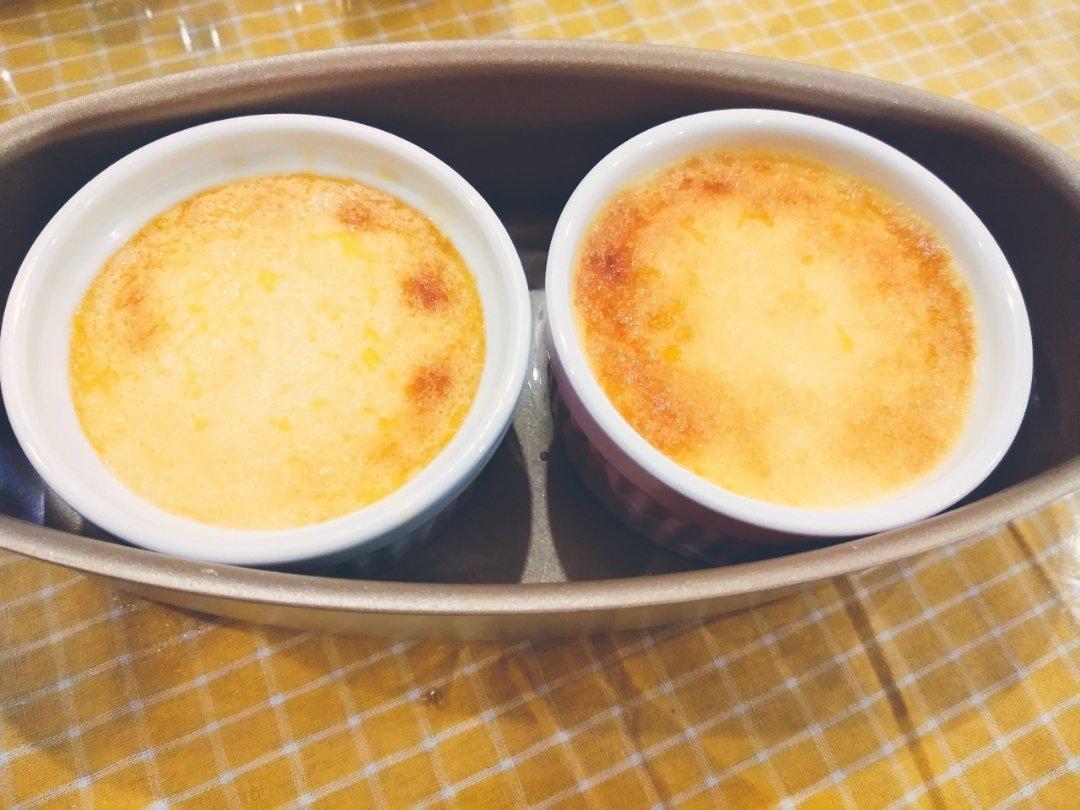 CRÈME BRÛLÉE 法式烤布蕾（焦糖布丁）