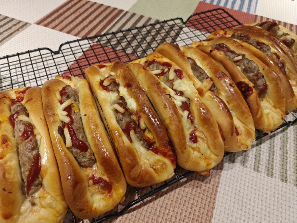 鲜嫩多汁！这个猪扒包好吃哭了，出炉被抢光