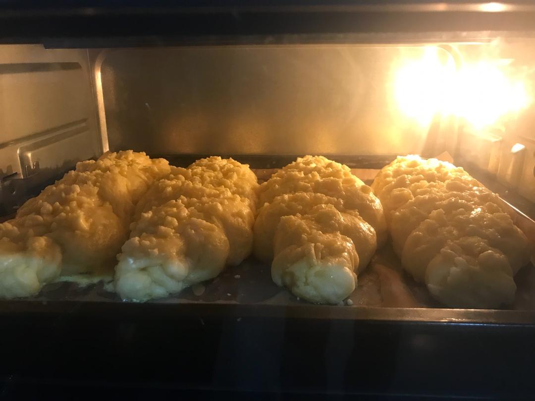 鲜奶油面包～消耗淡奶油之作