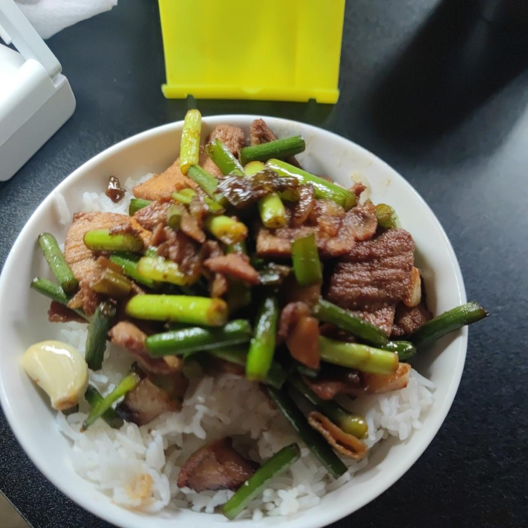 蒜薹炒肉丝