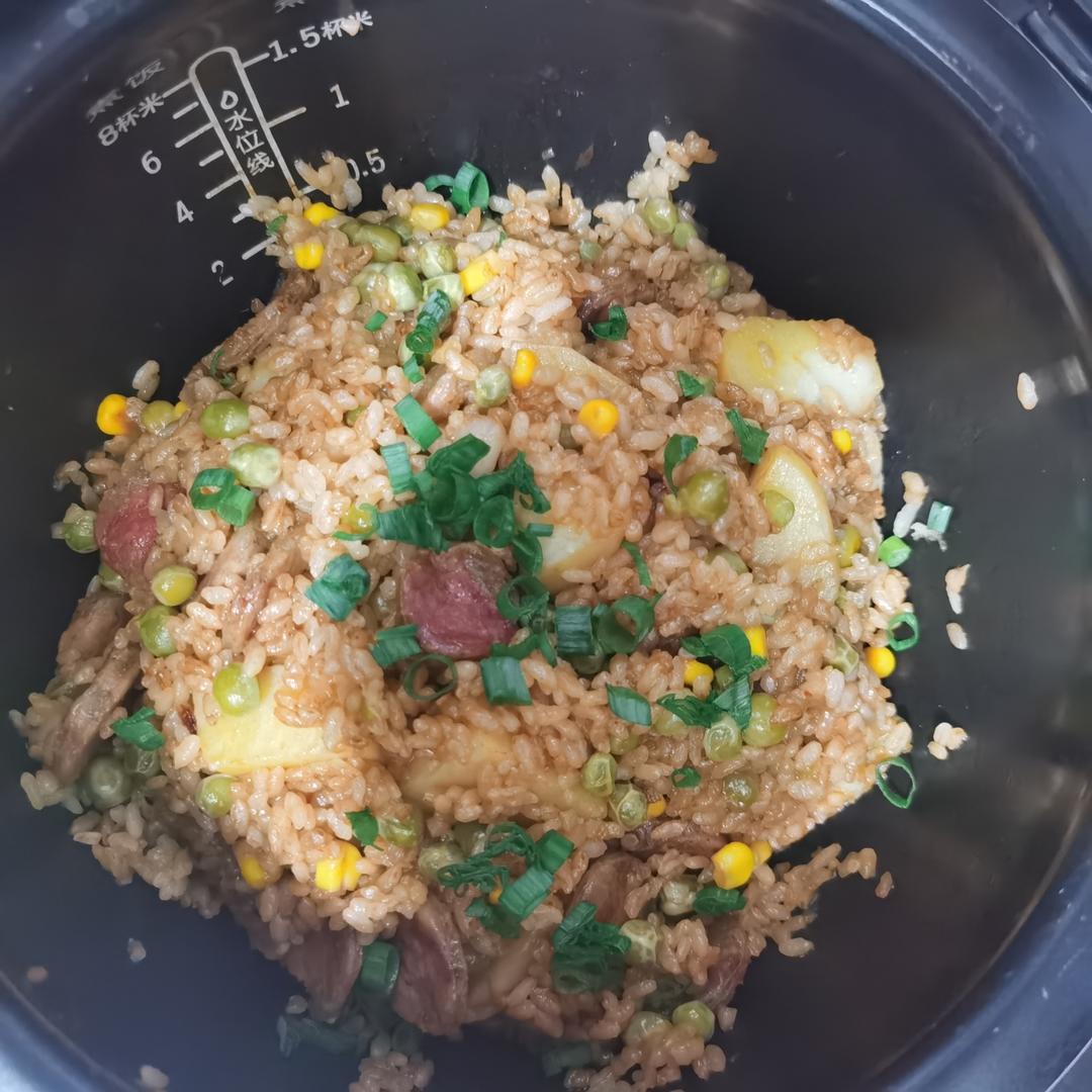 香绝了❗❗吃了还想吃的土豆腊肠焖饭❗❗