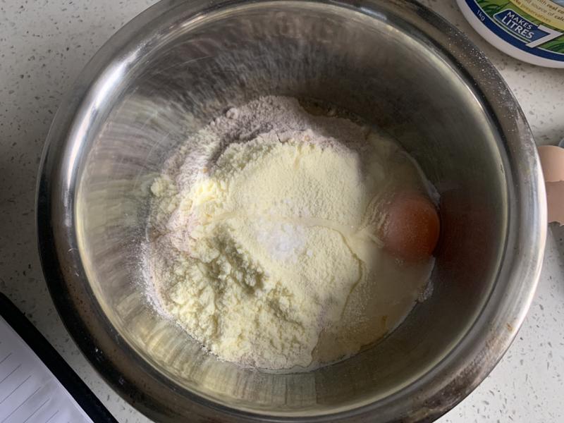 纯奶手撕吐司的做法 步骤1