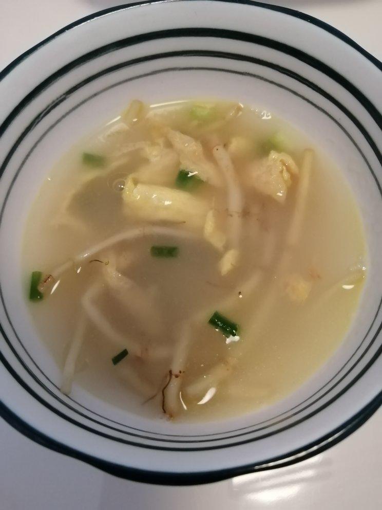 折耳根鸡蛋汤