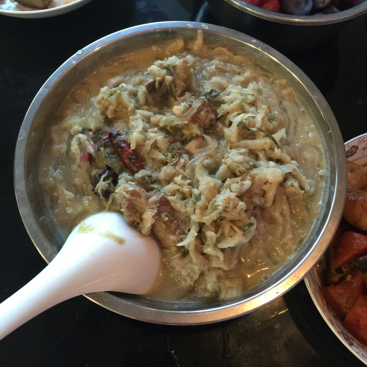 东北酸菜炖排骨