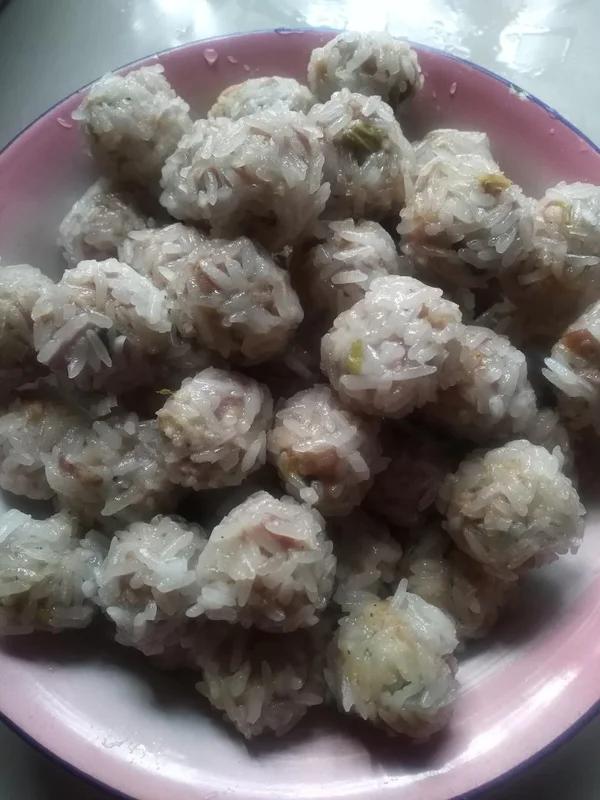孩子超爱吃的糯米丸子