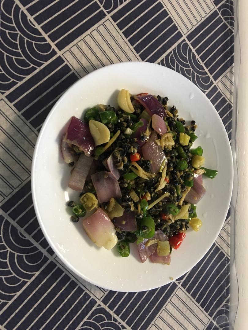 爆炒香辣田螺肉