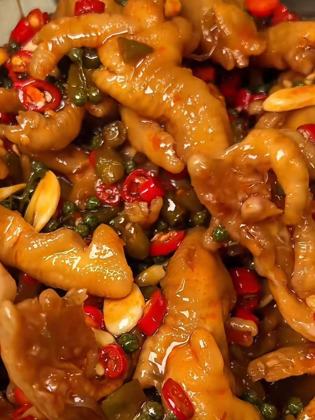 椒麻酸辣无骨鸡爪