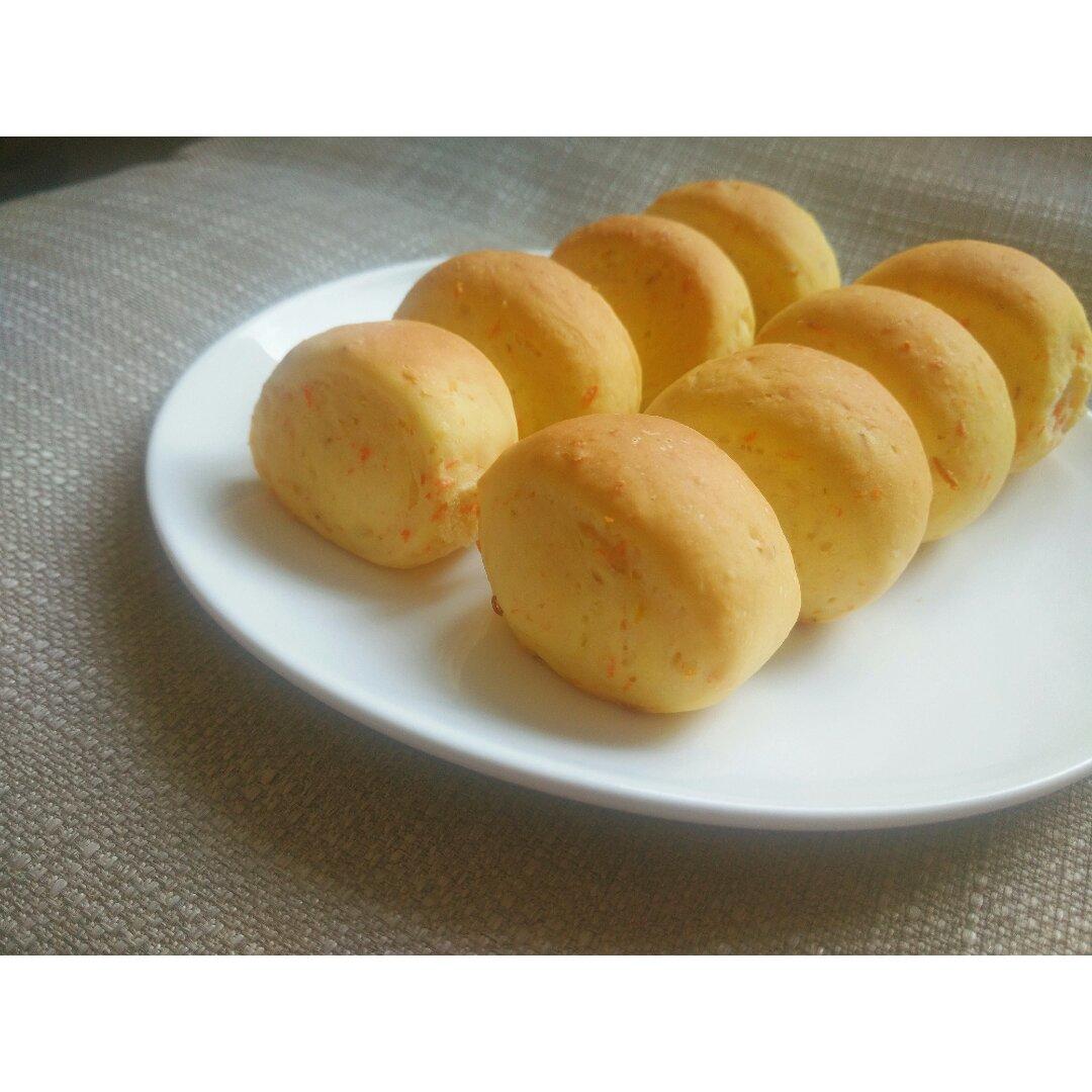 胡萝卜奶油小面包