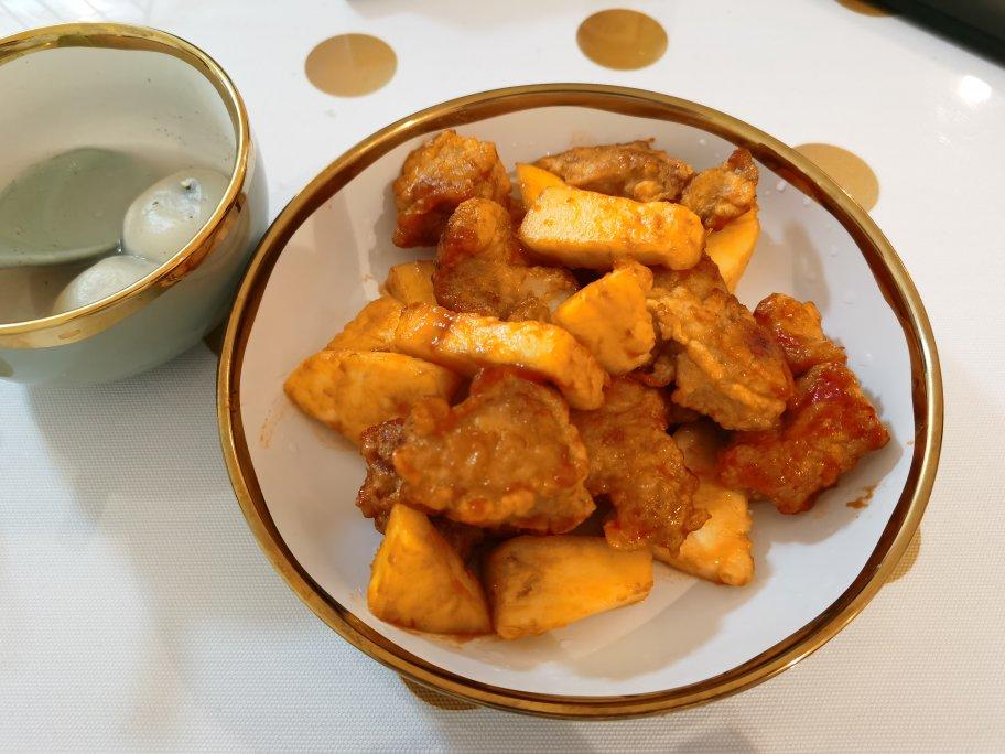 菠萝咕咾肉