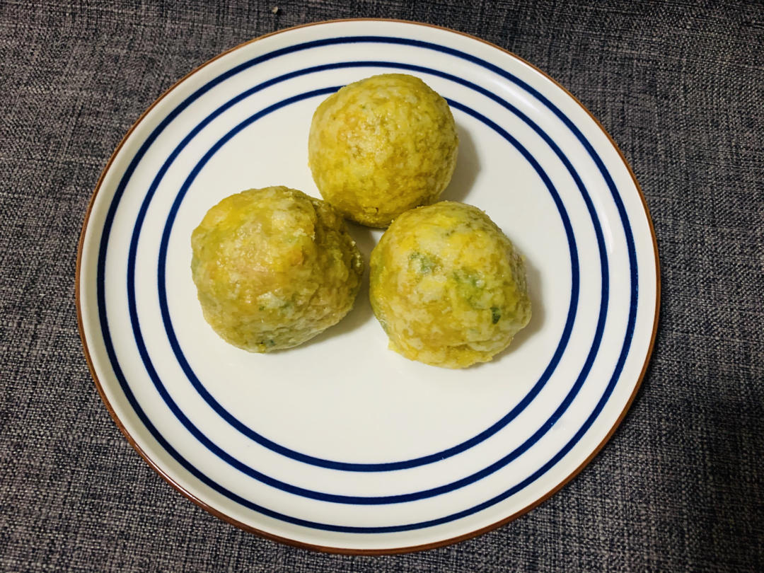 月妈家：薄皮菜团子