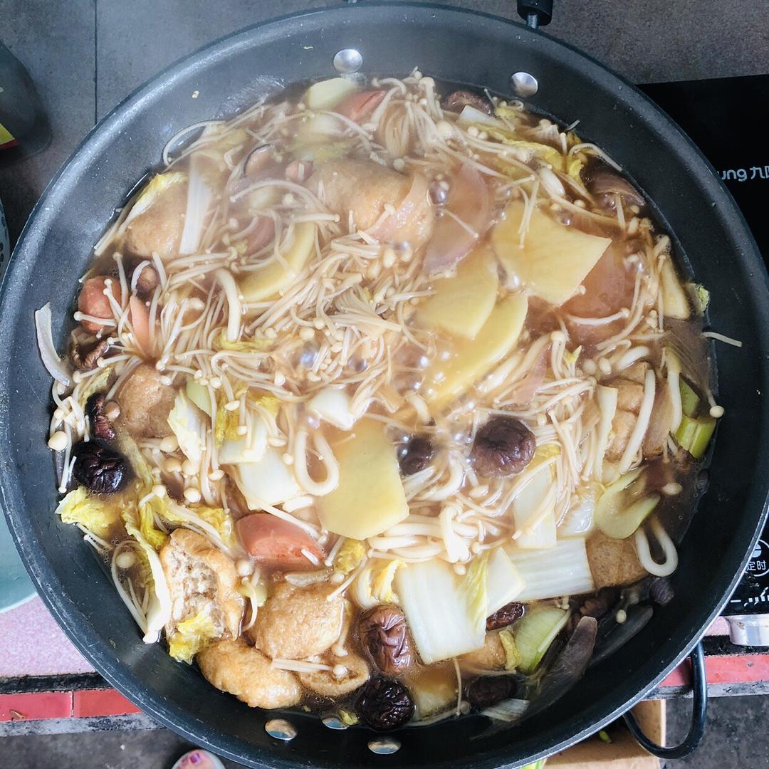 寿喜烧（日式牛肉锅）